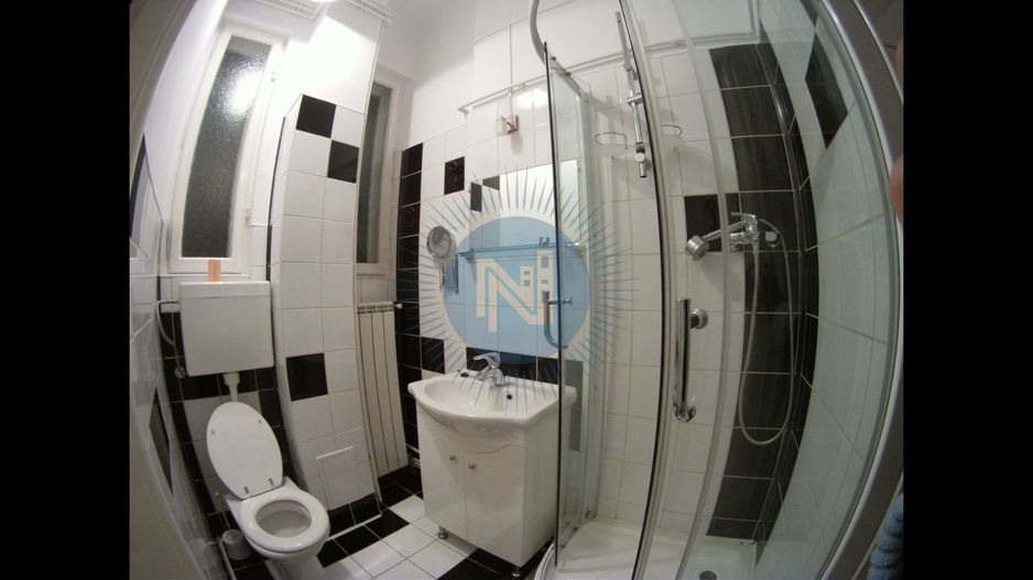 Apartament in vila Capitale - Poză 9
