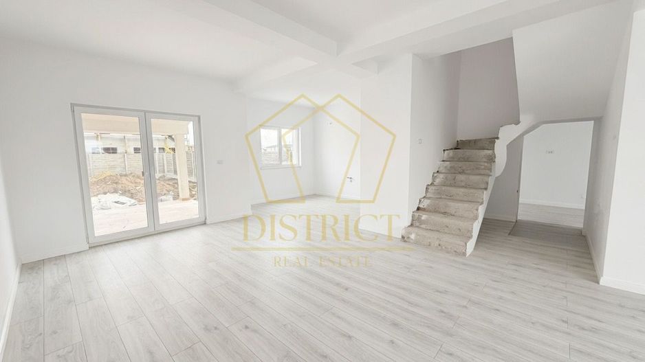 Duplex cu 4 camere despărțit prin camera tehnica | Mosnita Noua - Poză 2