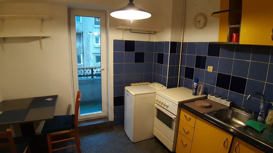 Garsonieră spațioasă 45 mp, renovată recent, AC, balcon, Splaiul Unirii - Poză 6