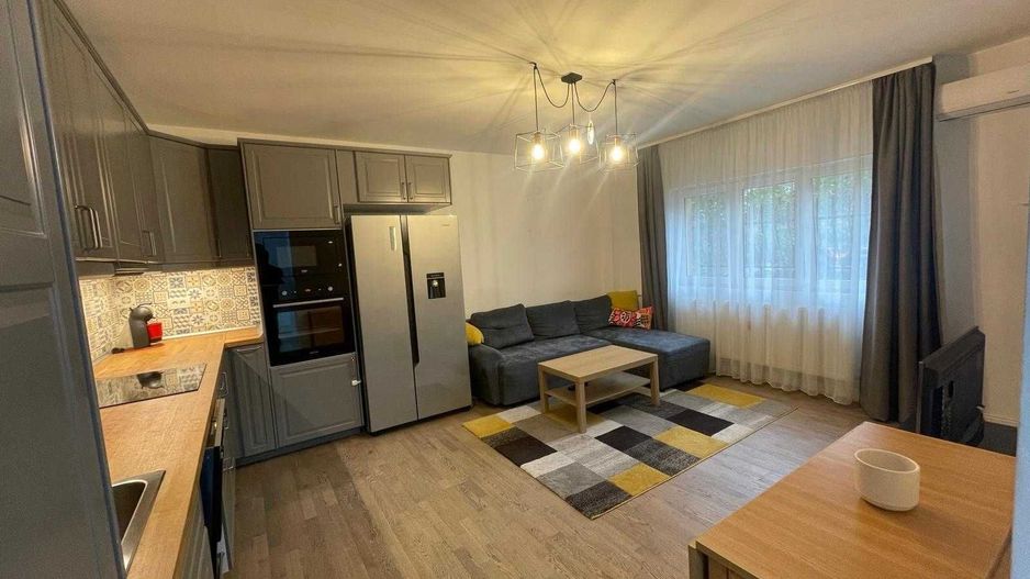 Inchiriere apartament 3 camere Tei - Poză 6
