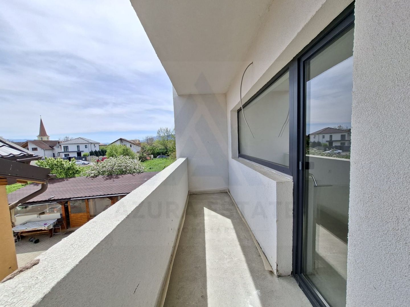 Apartament 2 camere 53 mp utili etaj 1 baie cu fereastra Selimbar - Poză 2