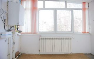 Apartament 3 camere Mircea cel Bătrân confort 1 sporit - Poză 13