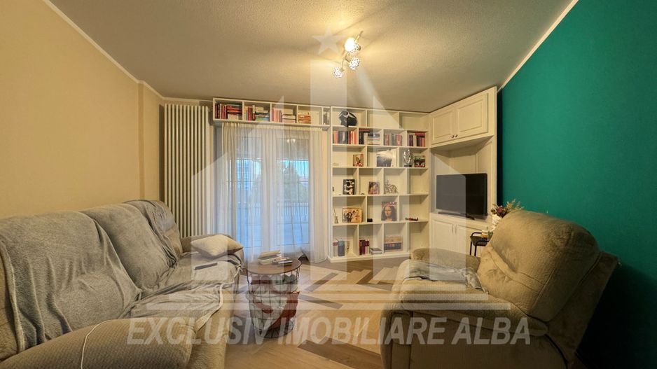 Apartament cu 3 camere decomandate, etaj 1, Ampoi 3 - Poză 1