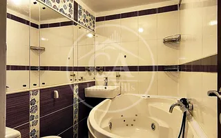 Apartament de închiriat cu 4 camere în zona Rogerius, Oradea - Poză 13