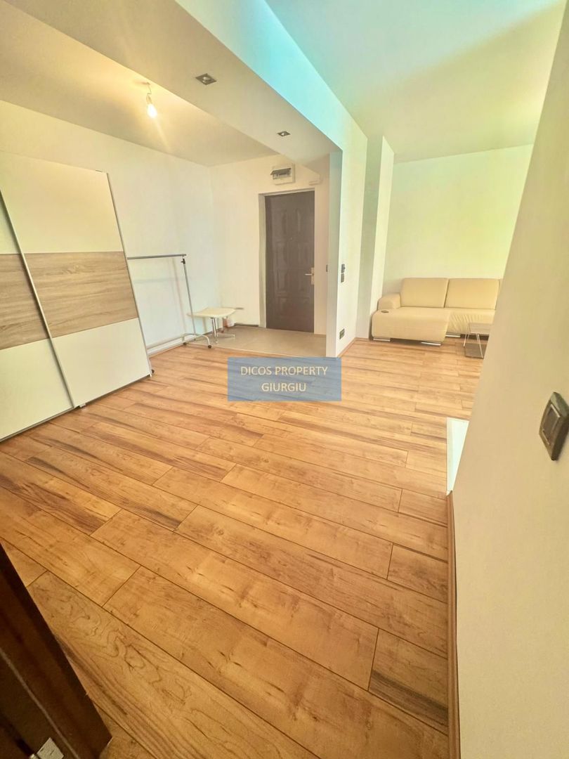 Închiriez apartament 2 camere – Rin Grand Hotel - Poză 2