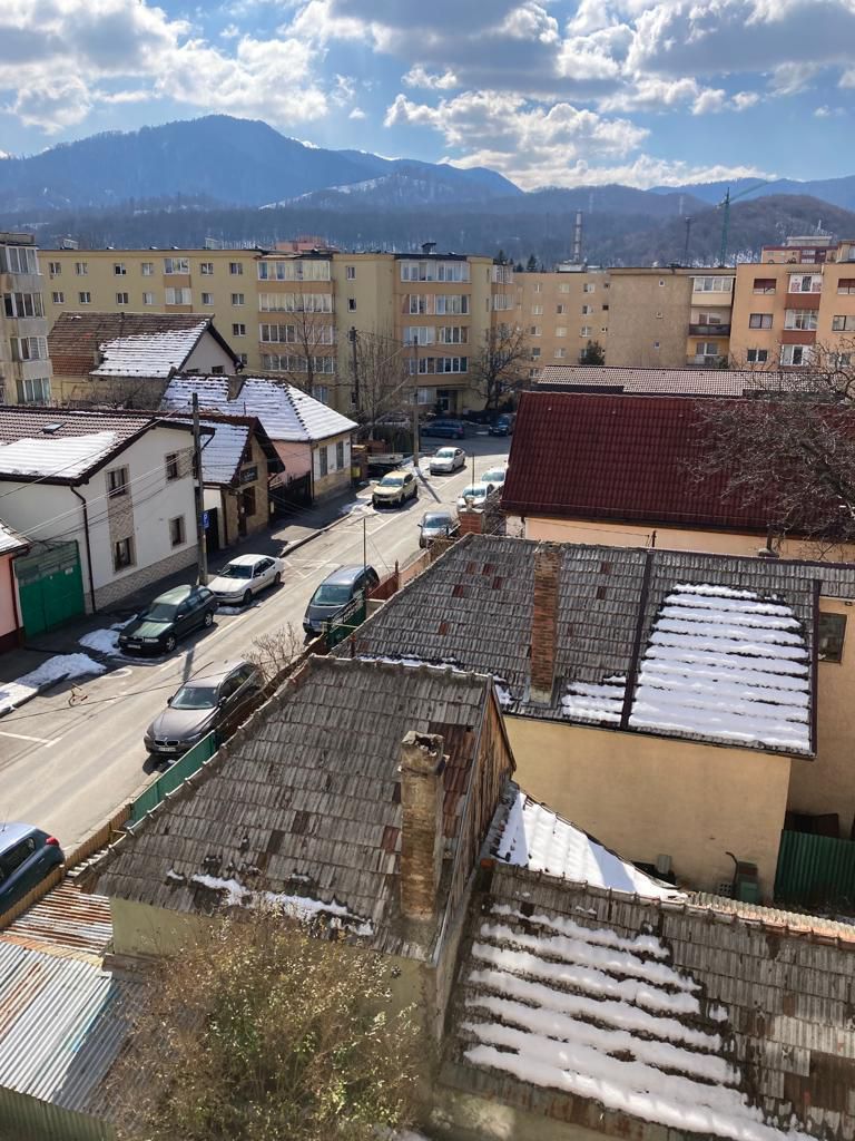 Cartierul Astra, casa batraneasca cu 166mp teren, 83000 euro - Poză 6