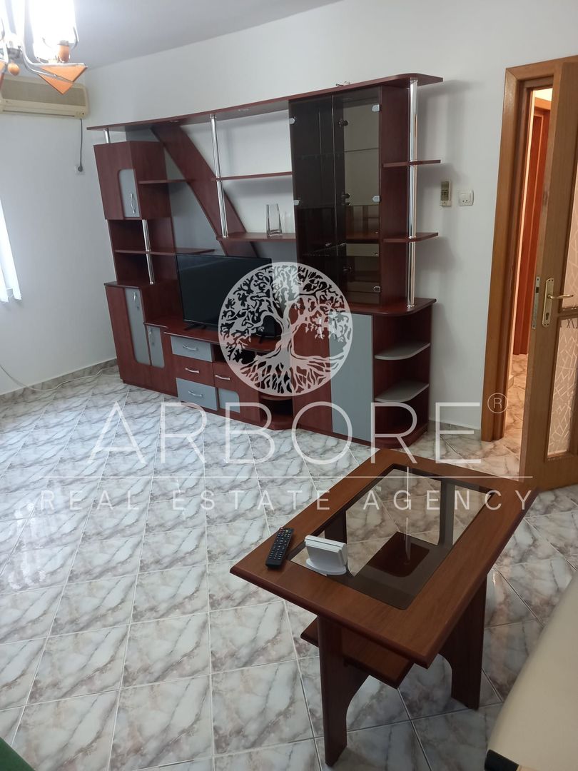 Inchiriere apartament 3 camere Unirii - Poză 9