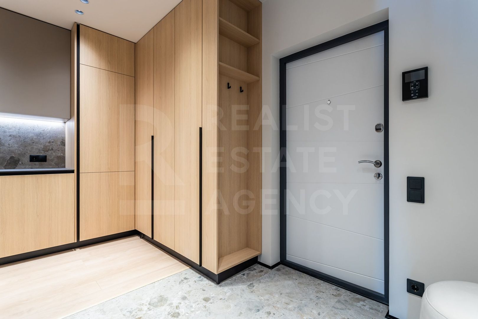 Vânzare apartament, 1 cameră + living, str. Alecu Russo, Rîșcani. - Poză 8