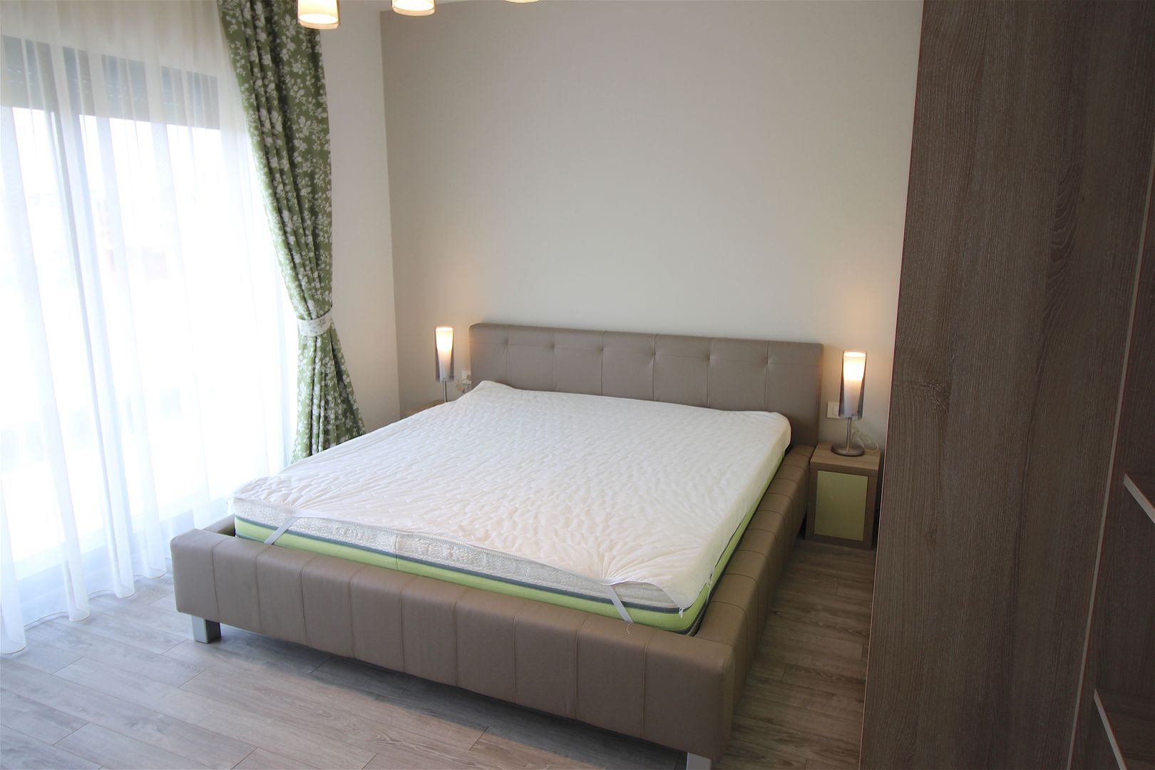 Apartament cu 3 camere de închiriat în zona Nord - Poză 15