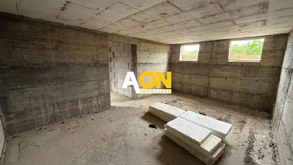 Casa la rosu, 5 camere, S+P, 547 mp teren, toate utilitatile, Cetate - Poză 11