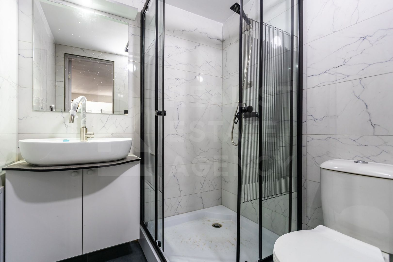 Vânzare, casă, 2 camere, str. Stejarilor, Vadului Vodă - Poză 9