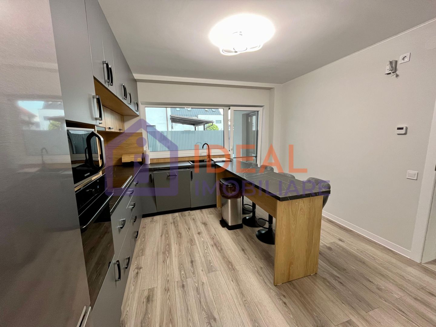 Casa moderna cu 4 camere de închiriat - Șelimbăr - Poză 8