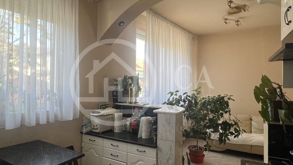 Casa cu 5 camere de inchiriat zona Centrala Oradea - Poză 5