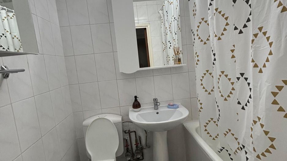 3 camere decomandat, 10 min metrou 1 Decembrie, etaj 3 - Poză 2