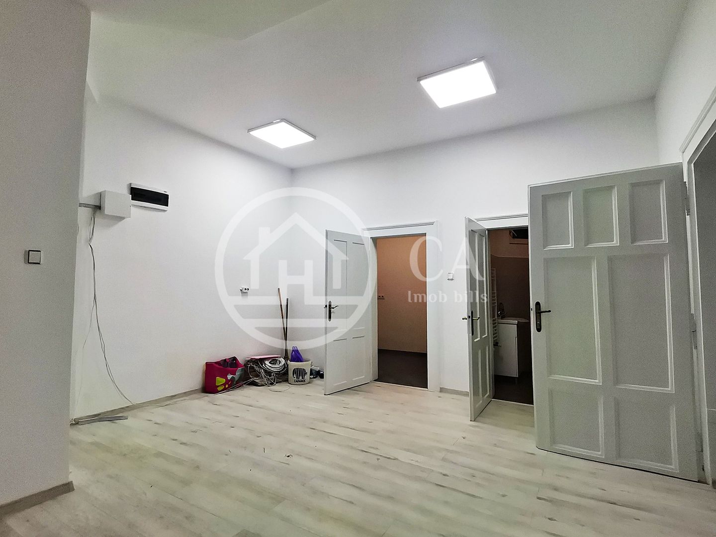 Spațiu de închiriat cu 4 camere în zona Cetatii, Oradea - Poză 9