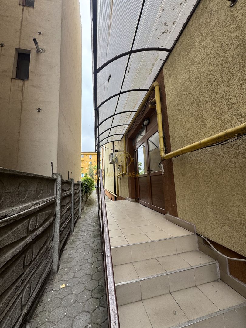 De vanzare Apartament  55MP/2 Balcoane In Satu Mare/ Bloc 2012 - Poză 3