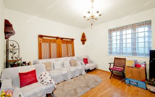 Vila cocheta, situata in centrul istoric al orasului - Poză 4