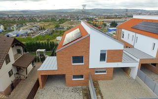 Duplex modern in Voronet, 136 mp utili, garaj si teren 325 mp - Poză 6