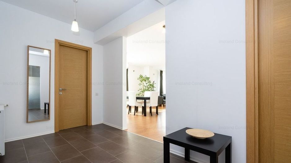 Parter in vila 4 camere || lux cu gradina proprie || OMV Petrom City - Poză 12