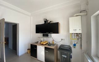 Spatiu birou - Poză 4