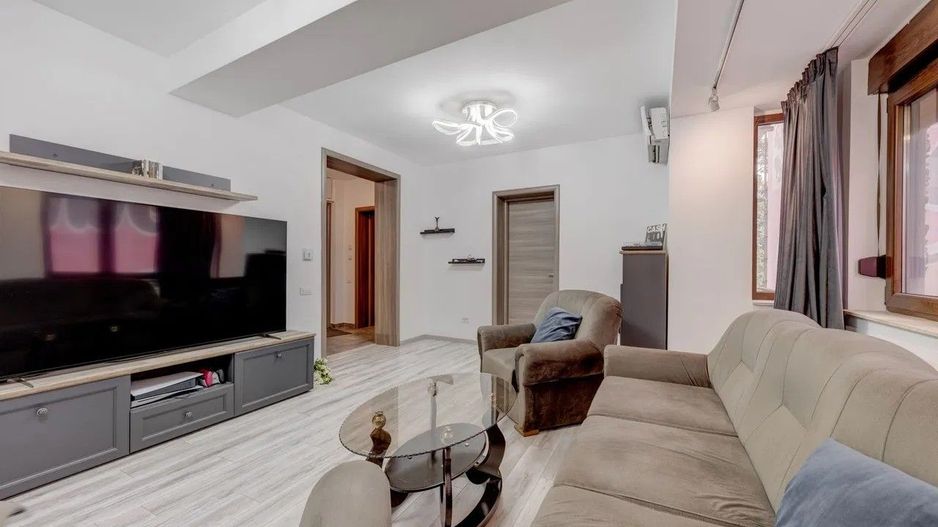 URGENT!, IMOBIL INDEPENDENT, 1260 MP, CURTE, LOCUIT/BIROURI,NEGOCIABIL - Poză 12