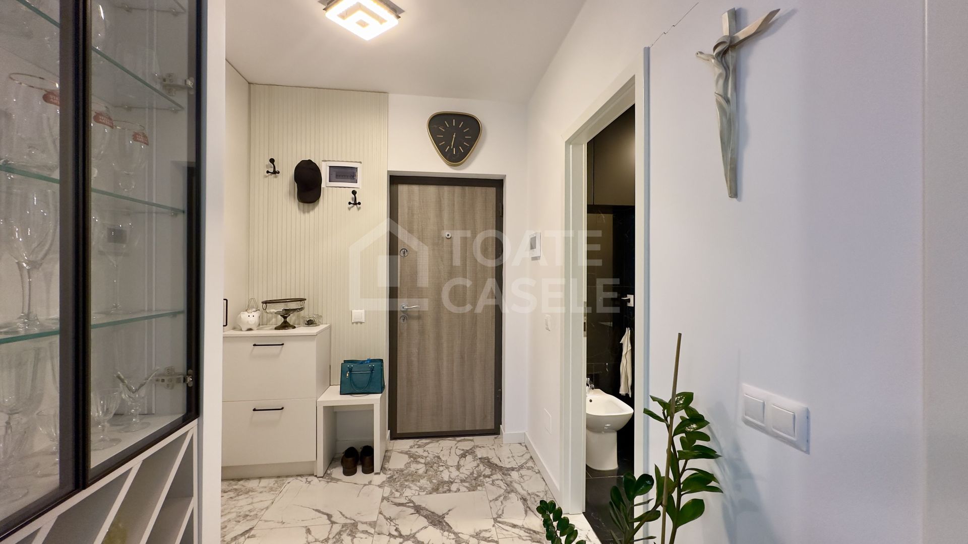 Apartament cu 2 camere și grădină – confort modern într-un cadru liniștit - Poză 5
