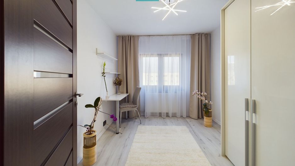 Apartament 4 camere, Podgoria - Poză 2