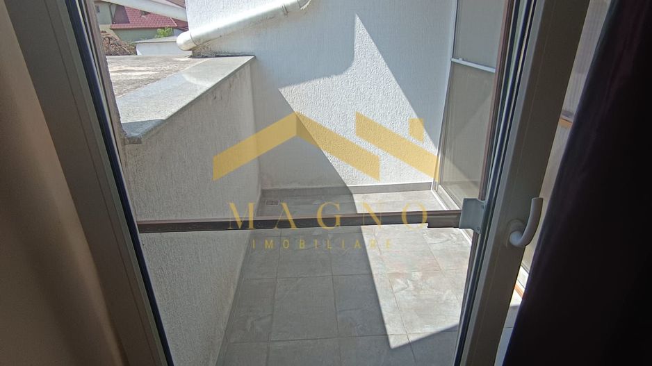 CASA SPATIOASA CU 4 CAMERE CARTIER GRADISTE - Poză 24