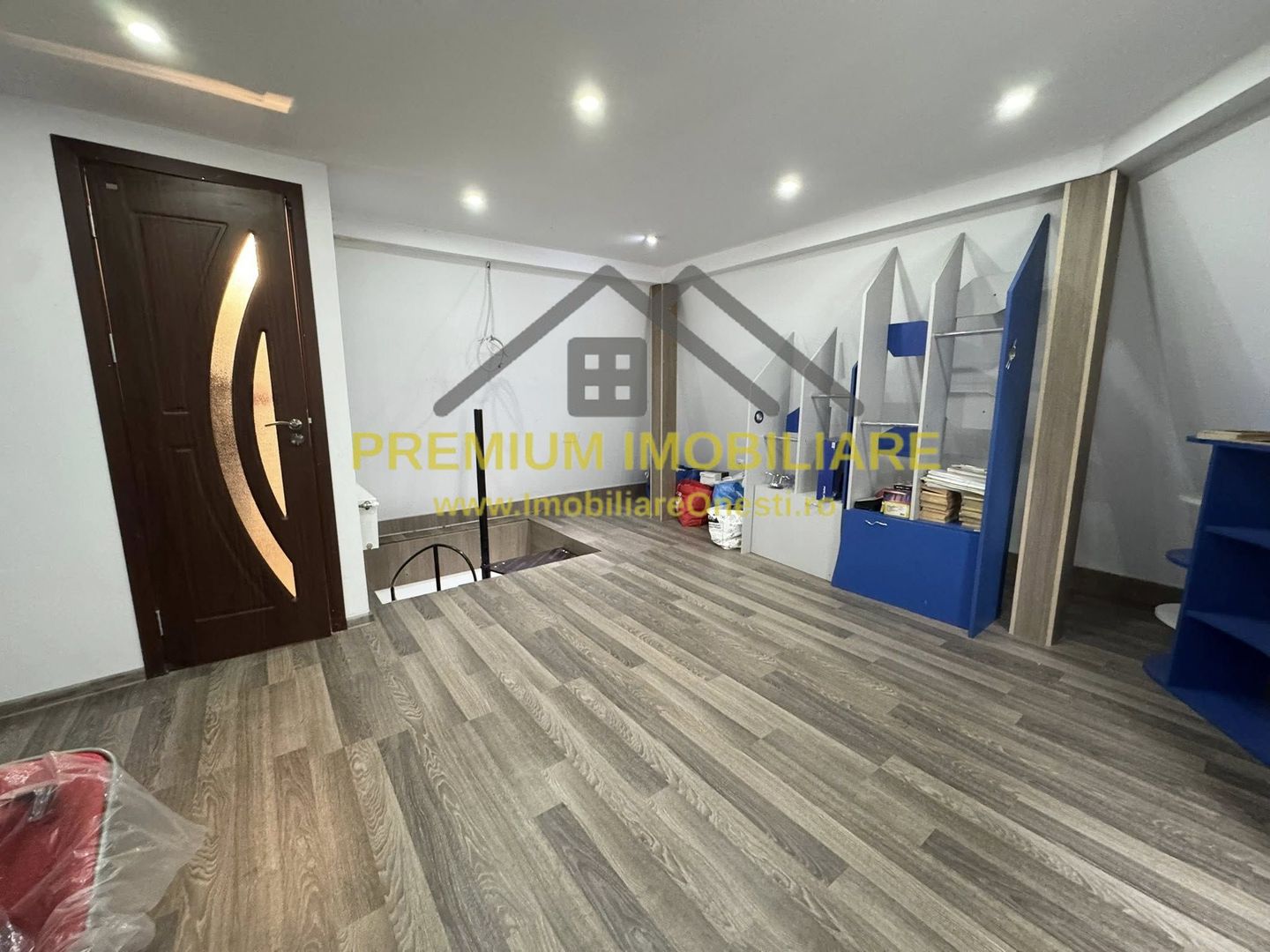 Spatiu comercial de vanzare in Onesti - Poză 2