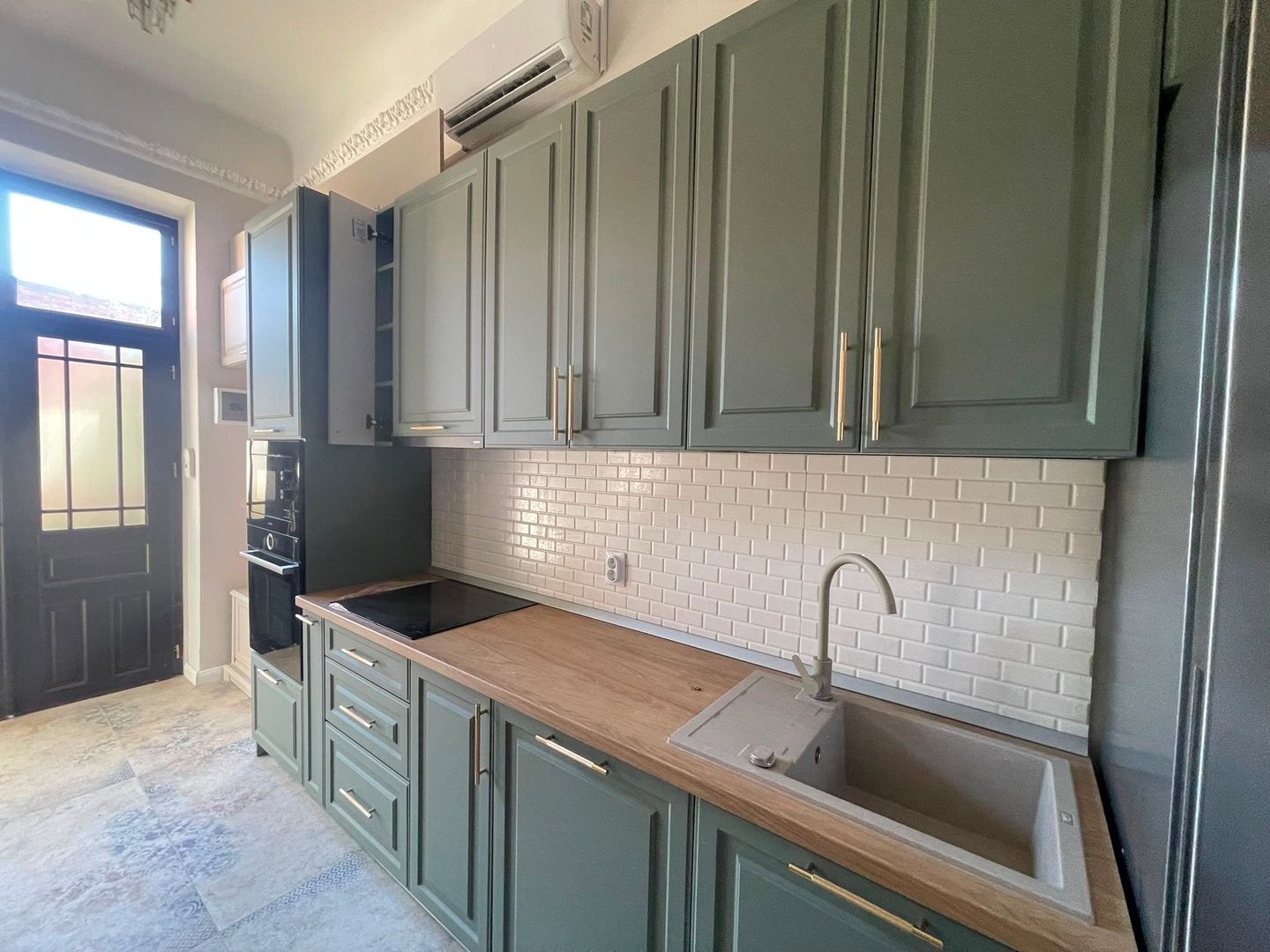 APARTAMENT PREMIUM DE ÎNCHIRIAT – 3 CAMERE – ZONĂ CENTRALĂ - Poză 8