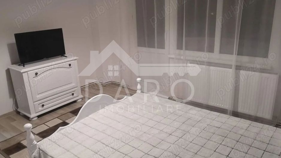 Apartament spațios 3 camere, zona centrala , Poli 2 - Poză 7