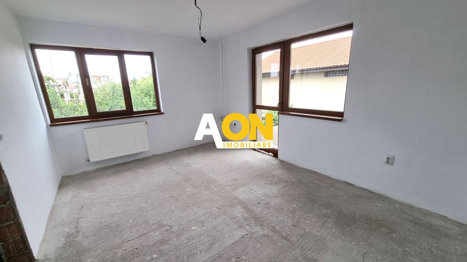 De vanzare casa 6 camere, S+P+M, 900mp teren, Cetate - Poză 14
