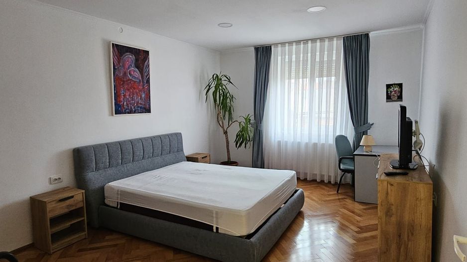 Ap cu 2 dormitoare de închiriat–Ultracentral, Oradea(zona Iuliu Maniu) - Poză 1