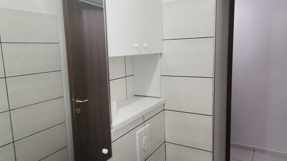 Vanzare apartament 2 camere, renovat, liber, Gavana 2 - Poză 8