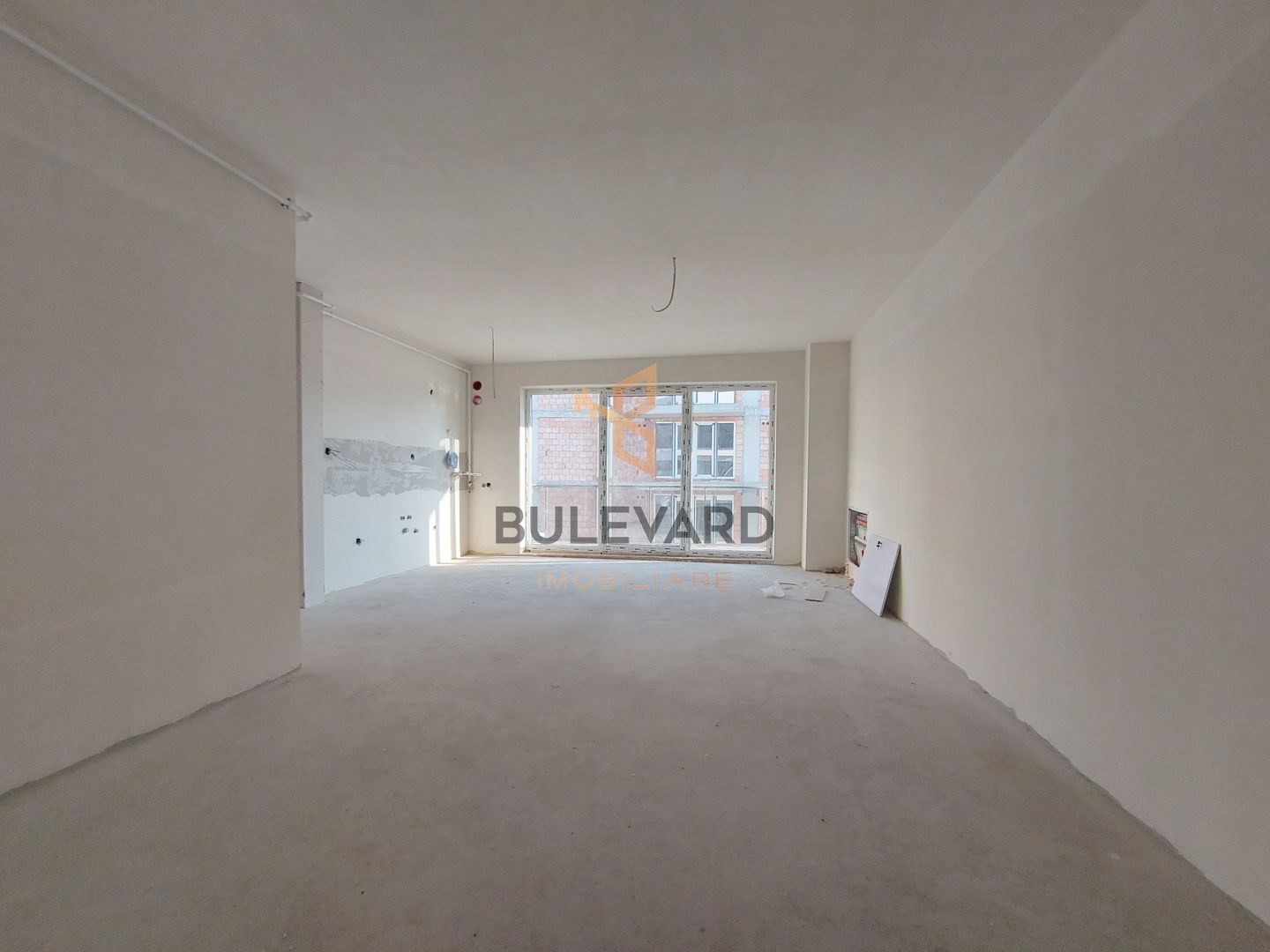 Apartament cu 3 camere/60 mp/zona Eroilor! - Poză 1