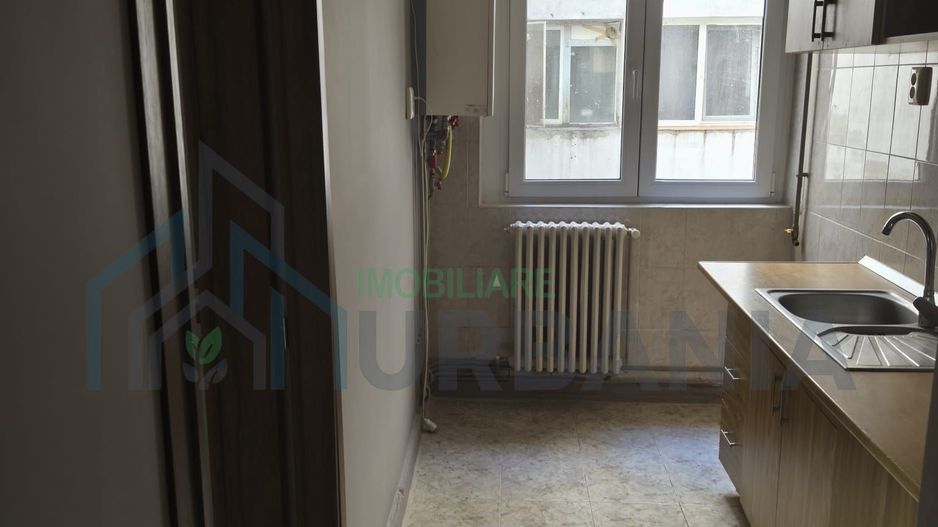 Apartament 3 camere ultracentral, etaj intermediar, lift, vedere la Parcul Starea Civila, Iasi - Poză 4