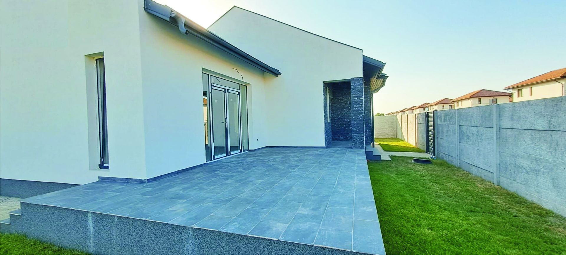 Dragomoresti Deal, casa individuala, parter + pod, 4 camere, utilitati - Poză 3