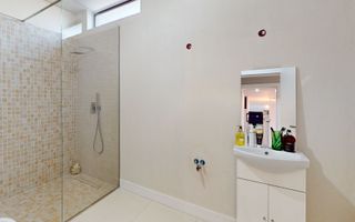 Casa moderna+2100 mp teren de vanzare. - Poză 32