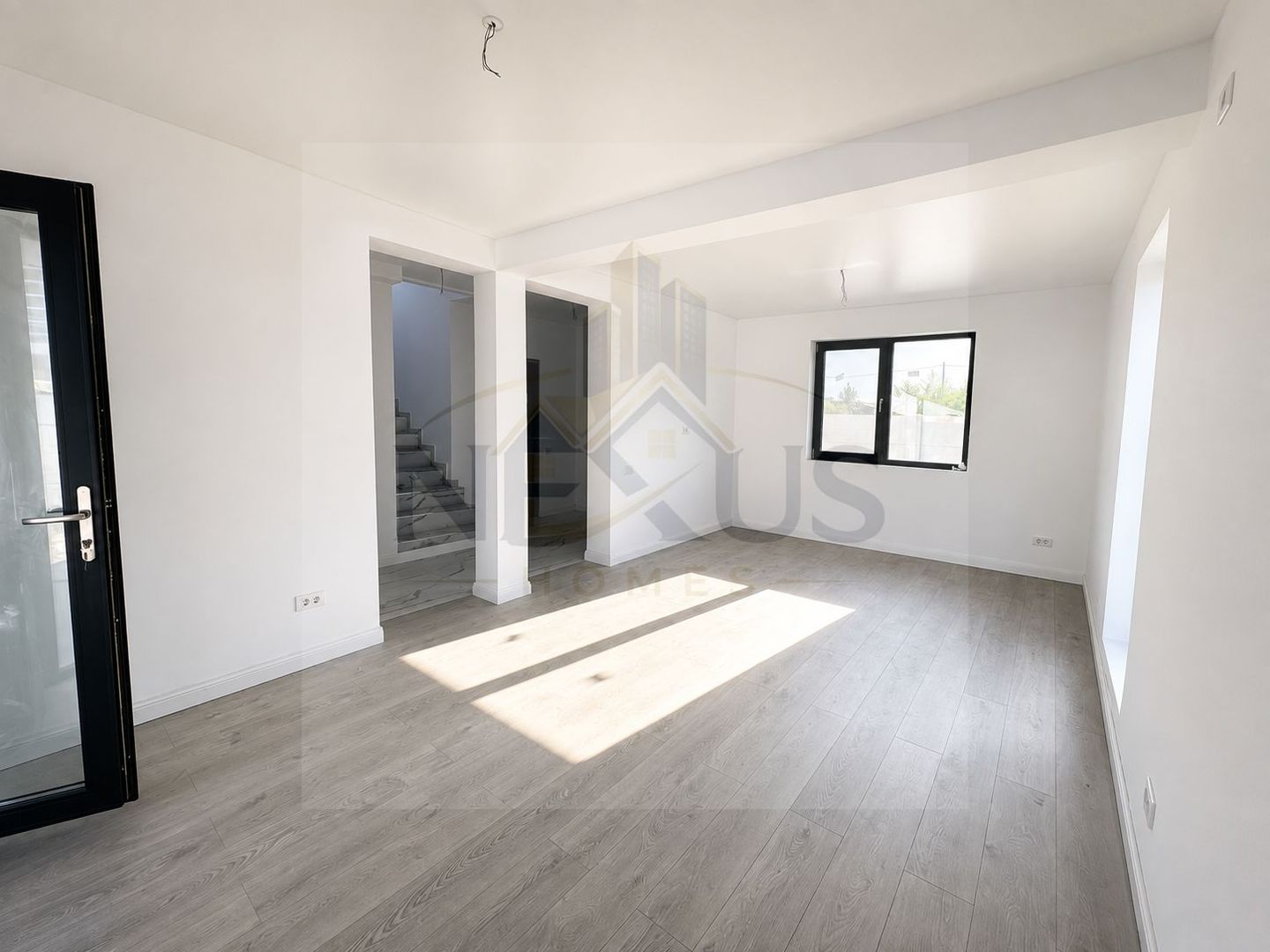 Comuna Berceni - Miorita - Casă P+1 | 5 Camere | Teren 264 mp - Poză 7