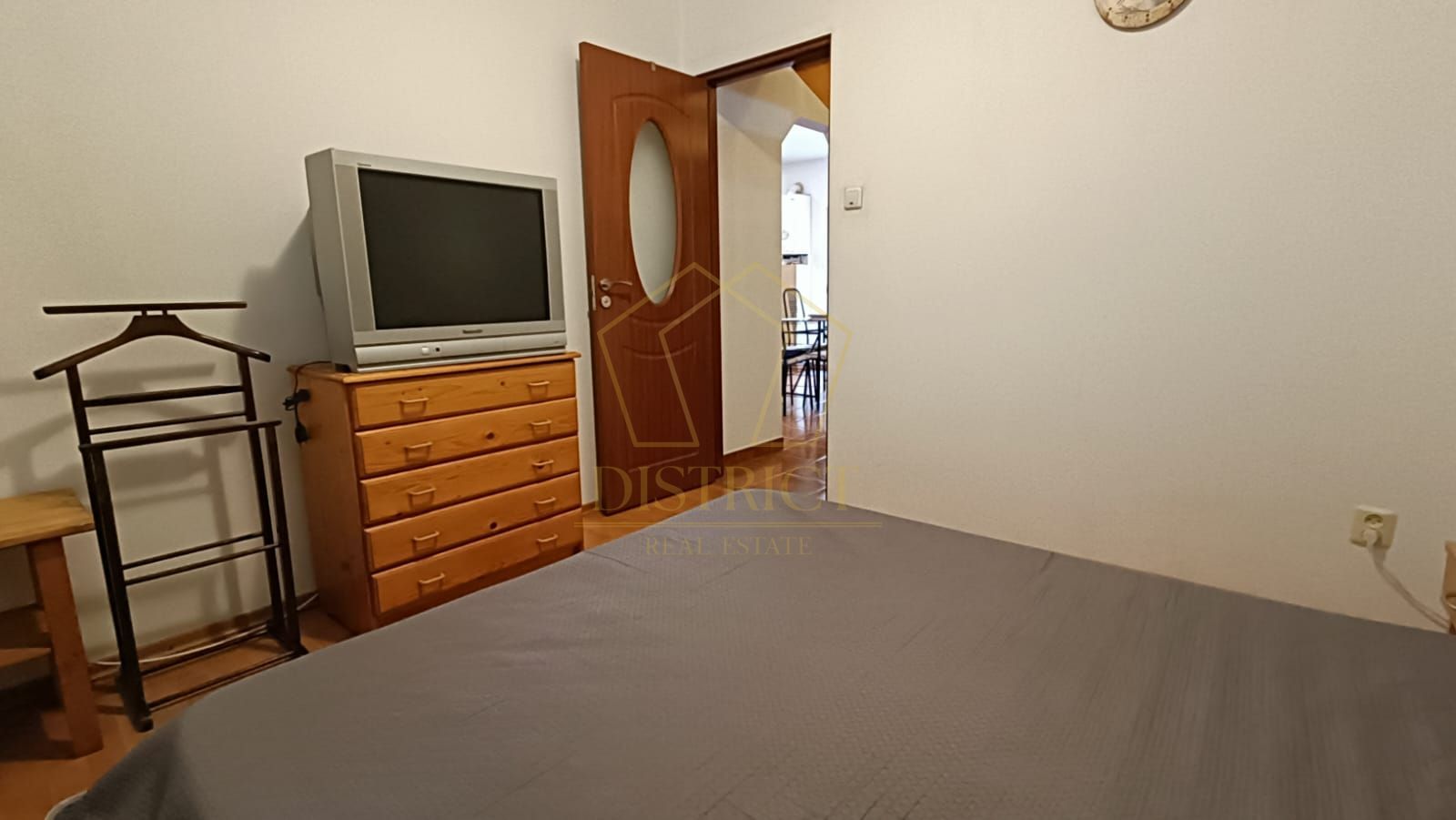 Casă 4 camere de închiriat | Curte mare | Dumbrăvița - Poză 8