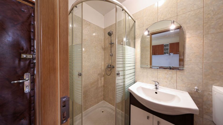 Garsoniera 21 mp Cartier Tractorul - Poză 4