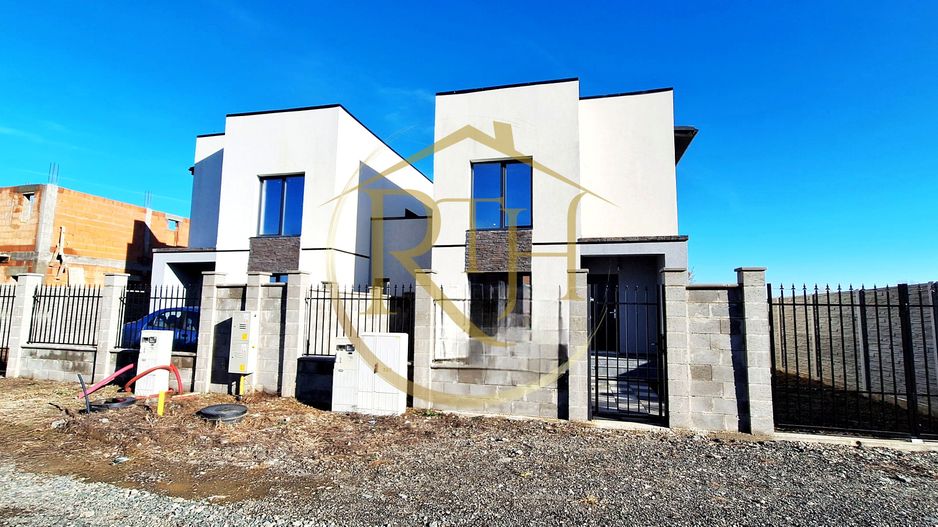 Oferim spre vanzare Case-Duplex cu 4 camere, situate in Giroc,  0% comision - Poză 1