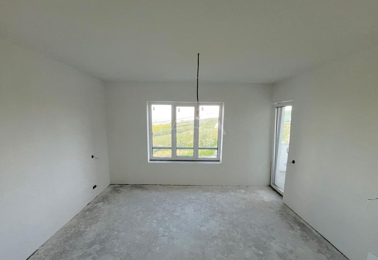 Duplex Spațios cu 3 Niveluri în Zona Feleacu - Poză 5