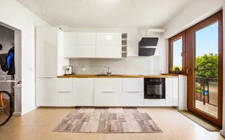 Apartament deosebit in Parcul Engels, 115 mp utili, garaj si boxa! - Poză 4