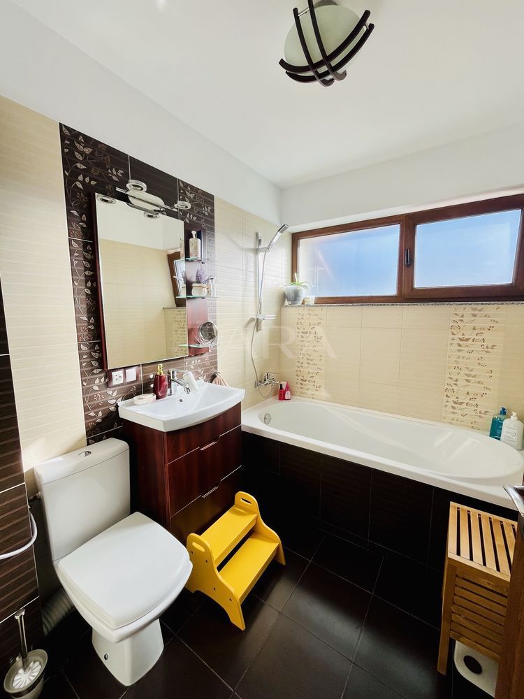 Apartament Modern cu 3 Camere,  Zonă Verde și Liniștită. - Poză 7