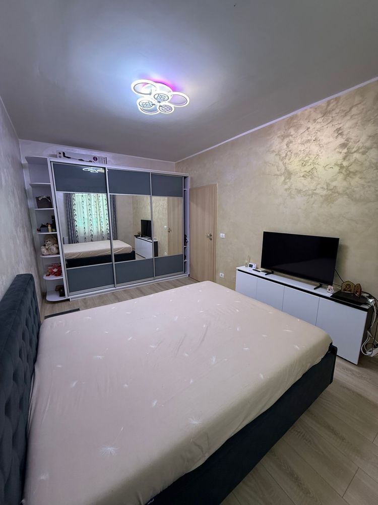 Apartament de vanzare 2 camere Giroc cu gradina 23 mp+2 locuri de paracre. - Poză 3