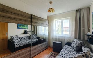 Apartament 3 camere, Cartierul Florilor, Boxă și parcare - Poză 5
