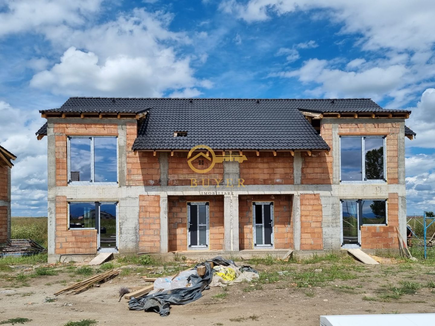 Casa tip duplex 380mp teren- Sura Mica- Ansamblu nou - Poză 4