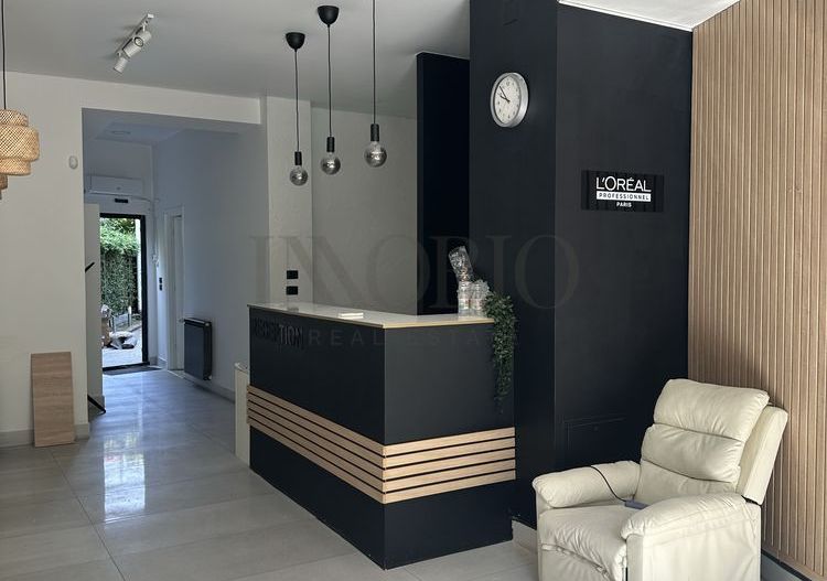 Spațiu Comercial  | Piața Victoriei | Vitrină Stradală - Poză 1