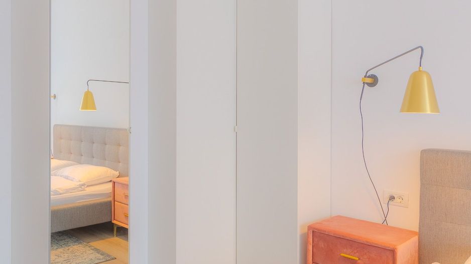 Apartament 3 camere, ultracentral, Oradea. 250 000 E + TVA. Comision 0 - Poză 10